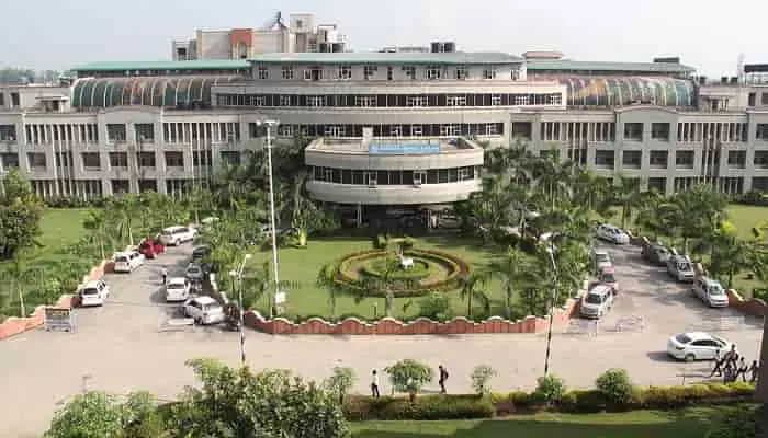 Subharti Medical College Meerut 2022-23: Admission, Courses Offered, Fees Structure, Cutoff, Counselling , Contact Details